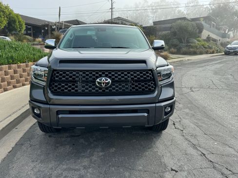 Used 2021 Toyota Tundra Platinum image 5