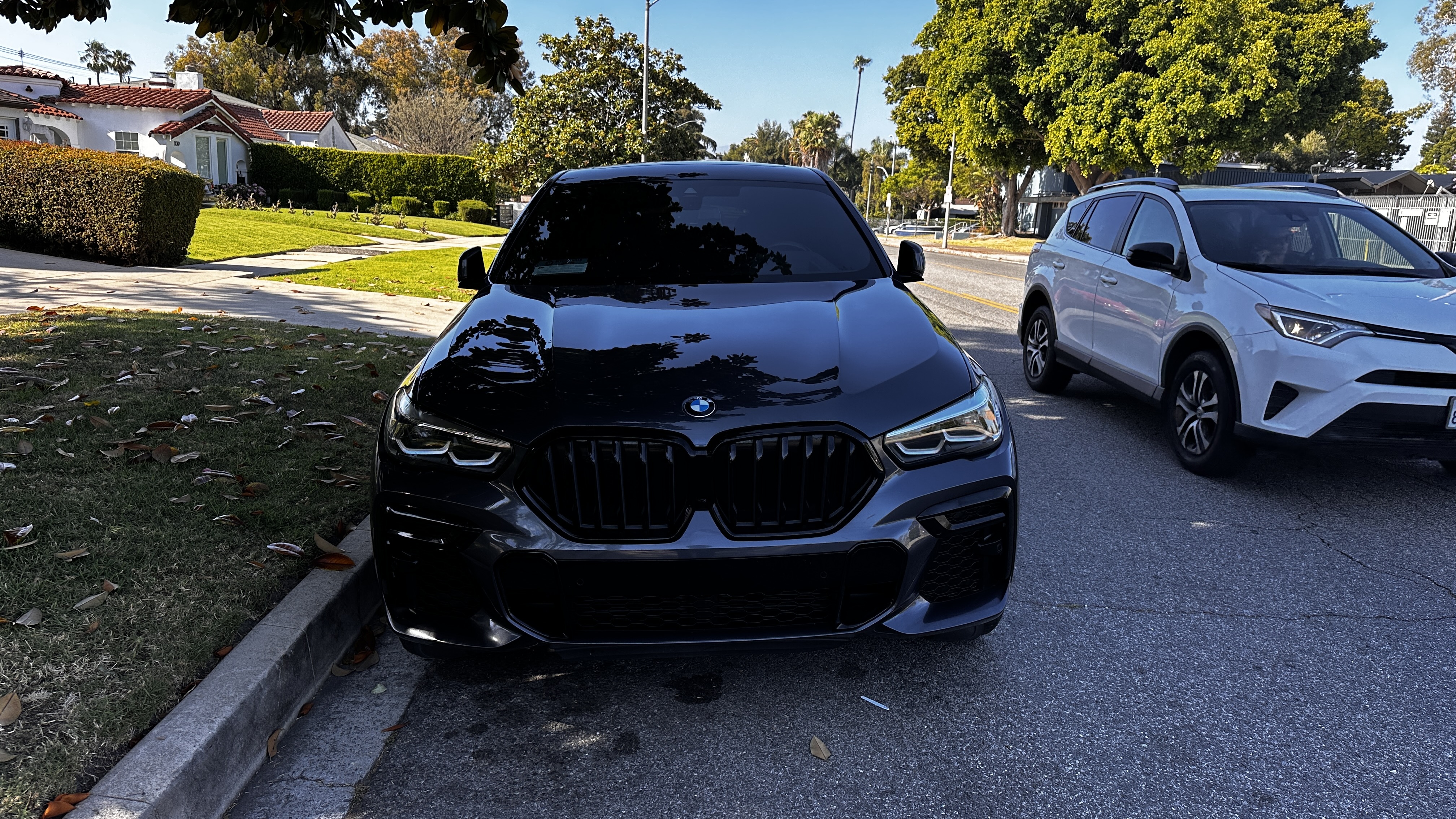 Used 2022 BMW X6 xDrive40i w/ M Sport Package AWD/4WD image 8