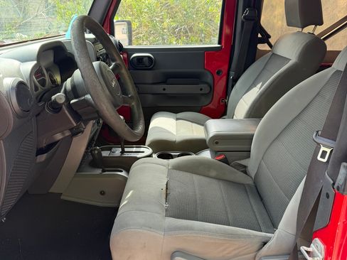 Used 2010 Jeep Wrangler Sport image 15