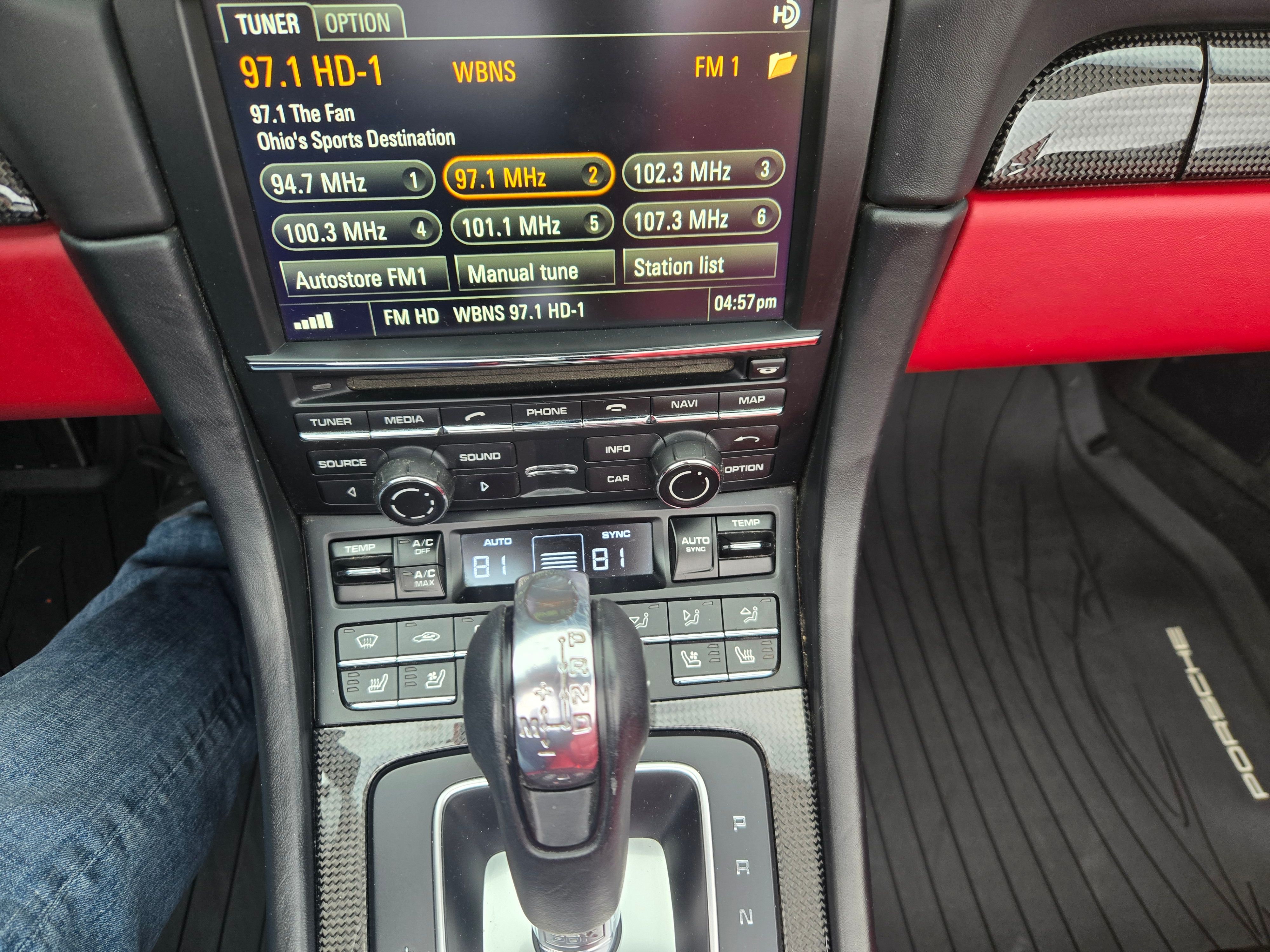 Used 2015 Porsche 911 Turbo S AWD/4WD image 20