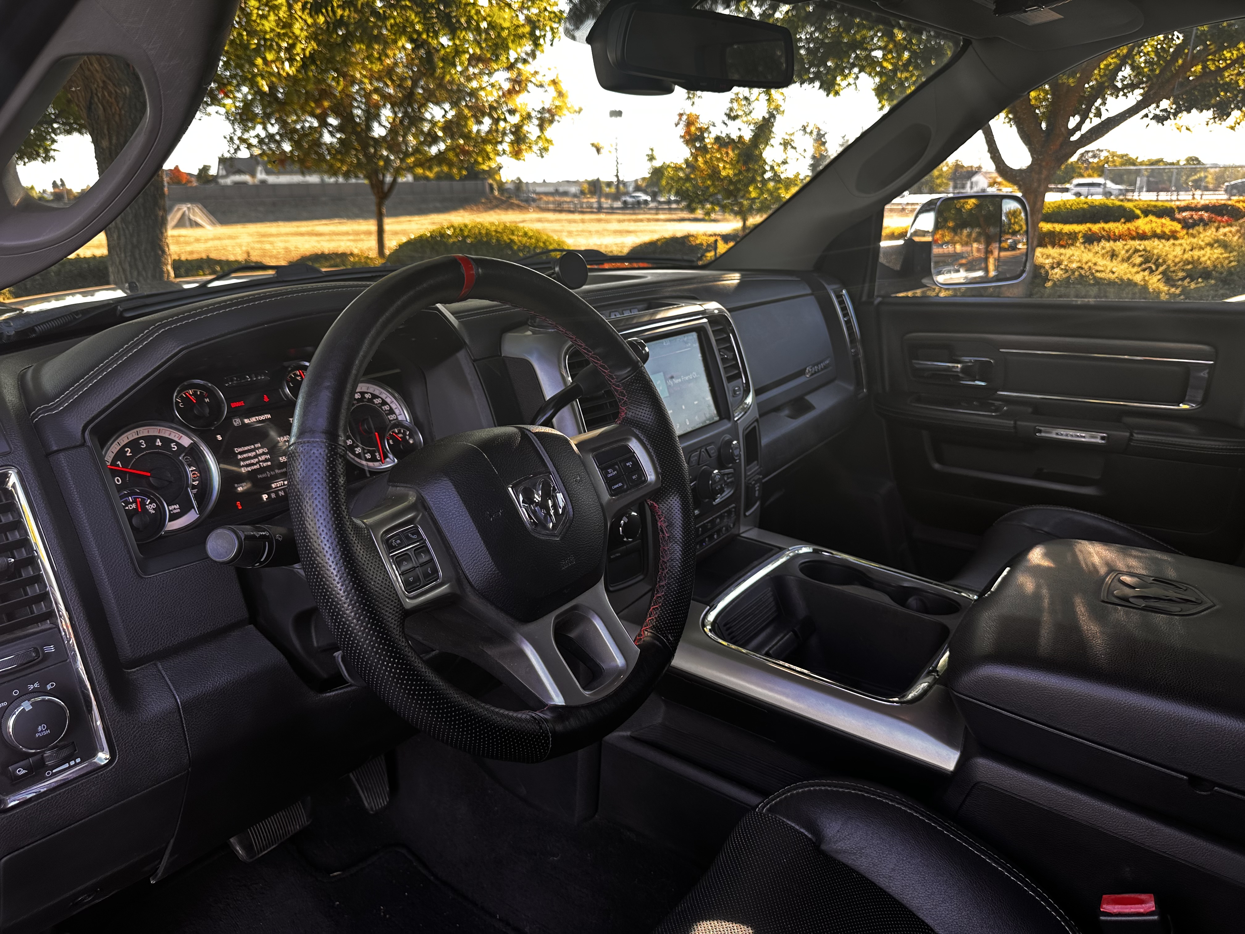 Used 2018 RAM 3500 Laramie AWD/4WD image 11