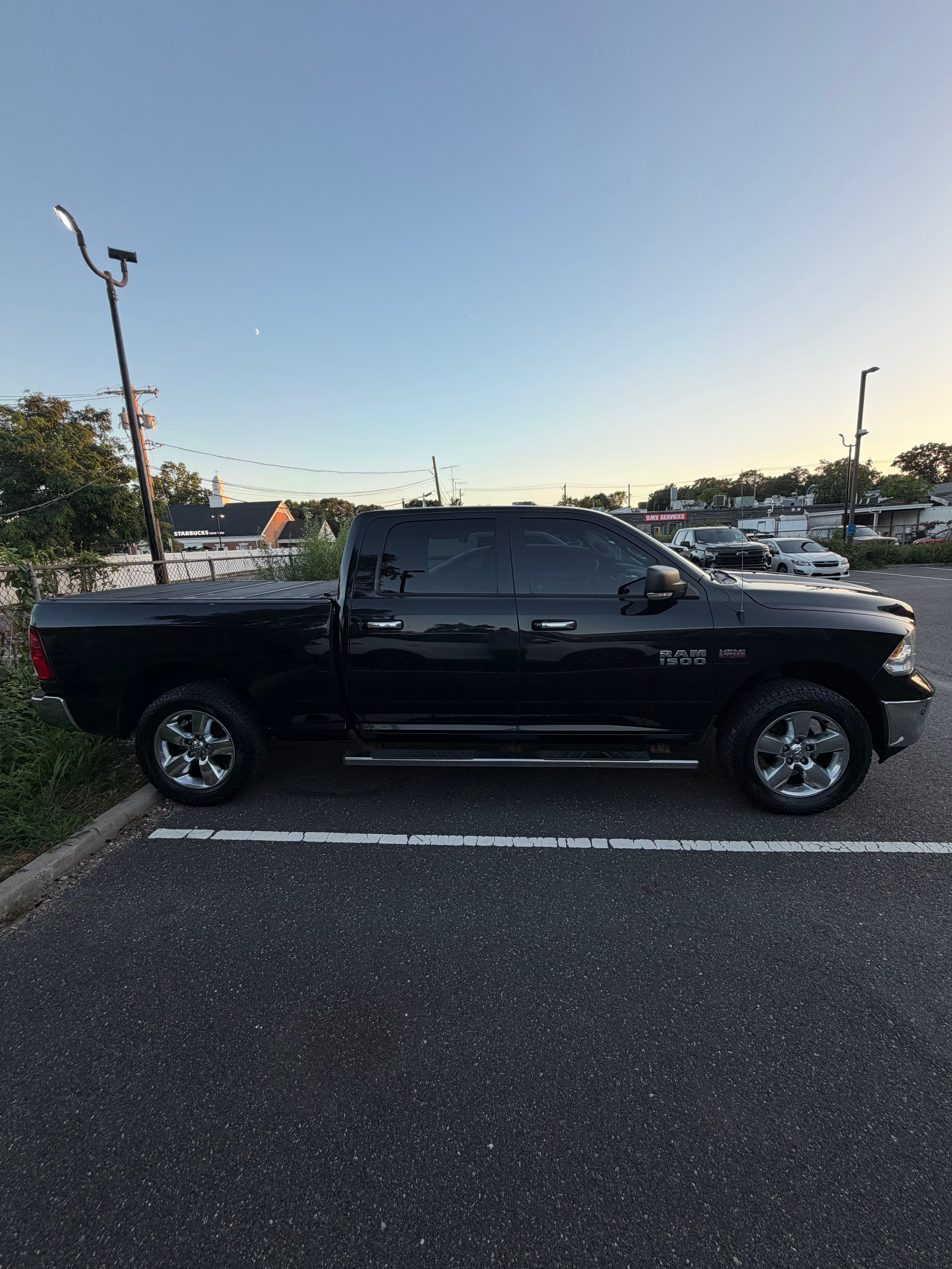 Used 2017 RAM 1500 Big Horn AWD/4WD image 8