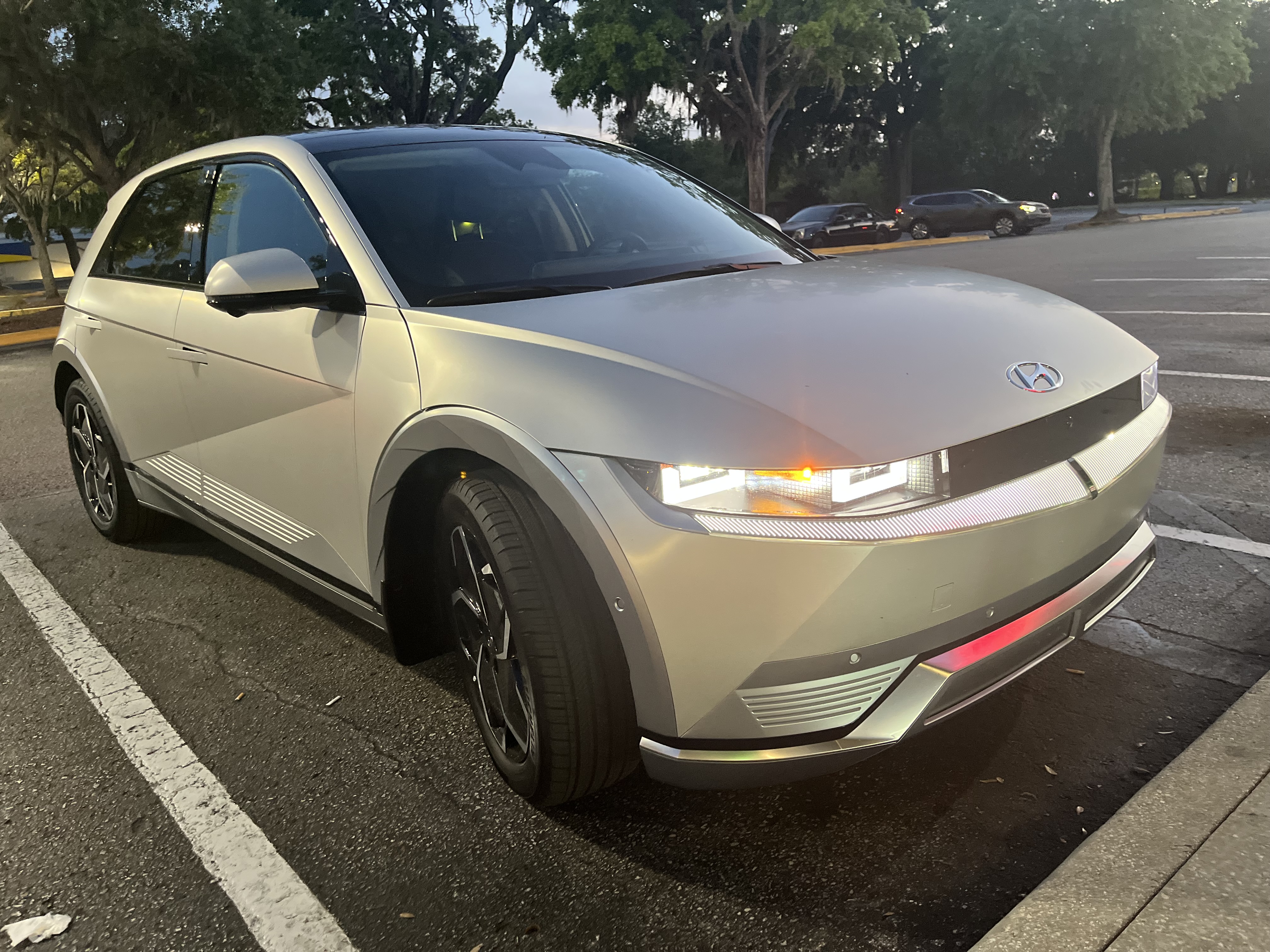 Used 2023 Hyundai Ioniq 5 Limited w/ Cargo Package RWD image 10