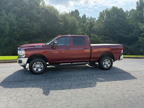 Used 2023 RAM 2500 Tradesman AWD/4WD image 1