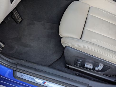 Used 2021 BMW 330i Sedan w/ M Sport Package image 14