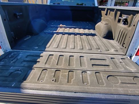 Used 2017 Ford F150 XLT w/ Equipment Group 301A Mid image 9