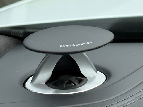 Used 2021 Audi RS Q8 w/ Carbon Optic Package image 26