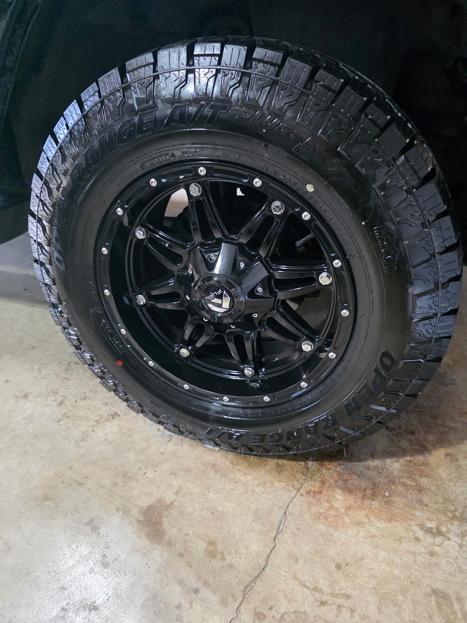 Used 2015 Jeep Wrangler Unlimited Sahara w/ Max Tow Package AWD/4WD image 9