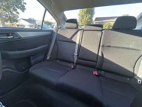 Used 2019 Subaru Legacy 2.5i Premium image 8