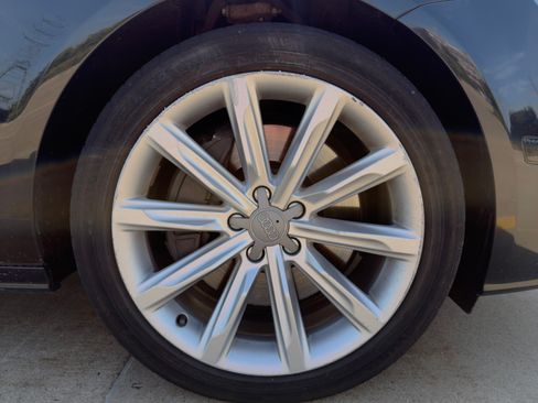 Used 2014 Audi A7 3.0T Premium Plus w/ Cold Weather Package image 9