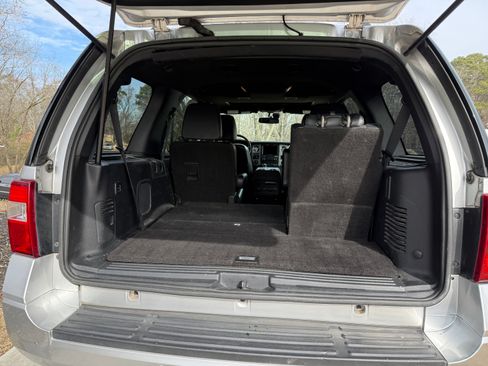 Used 2017 Ford Expedition Limited w/ Equipment Group 301A image 14