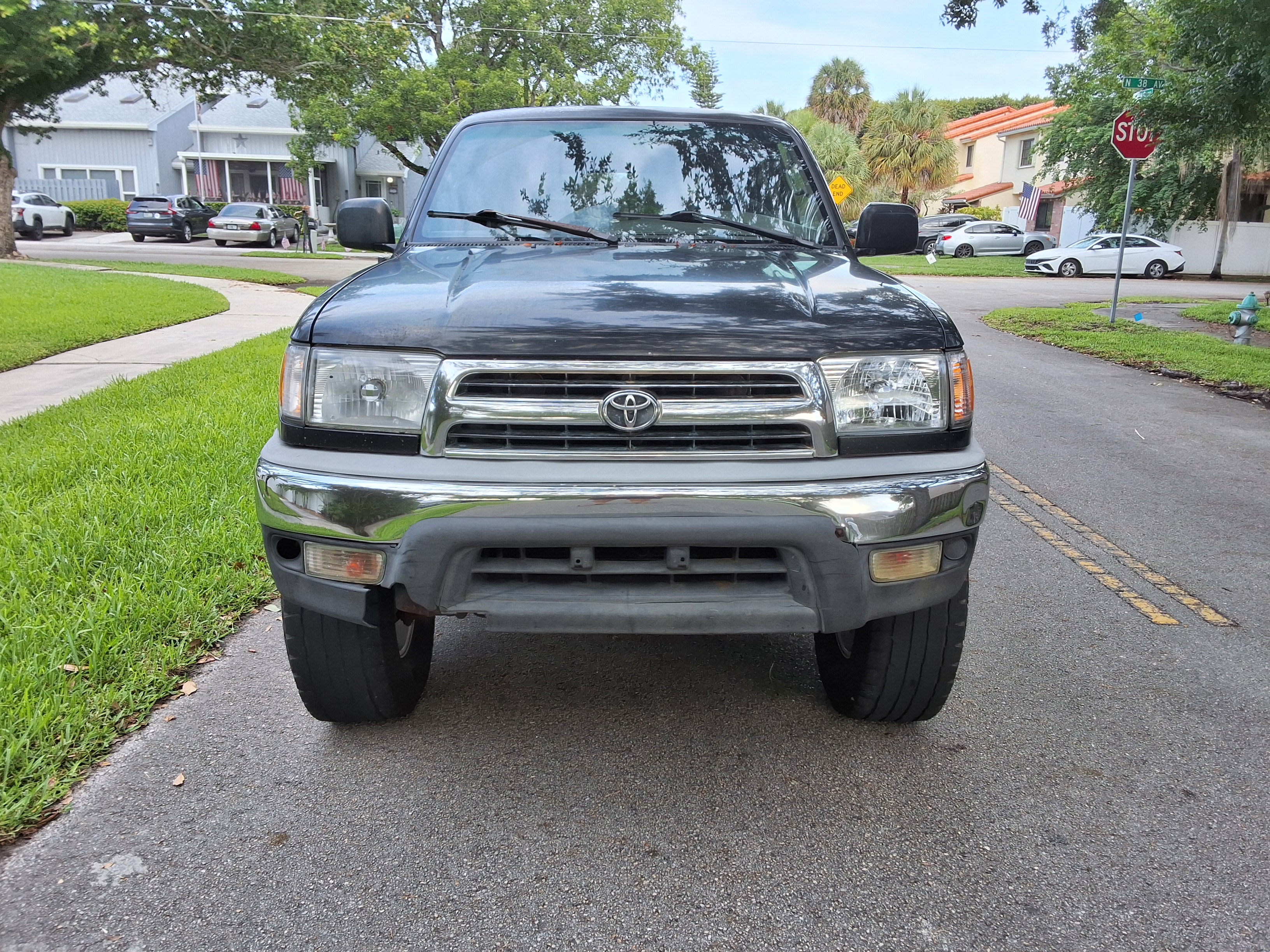 Used 1999 Toyota 4Runner SR5 RWD image 2