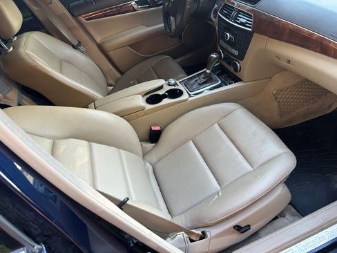 Used 2014 Mercedes-Benz C 350 Sport image 12