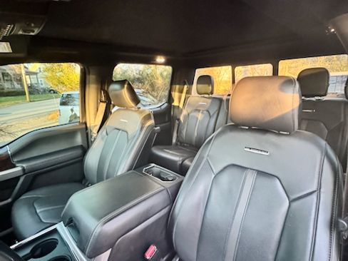 Used 2017 Ford F350 Platinum w/ Platinum Ultimate Package image 25