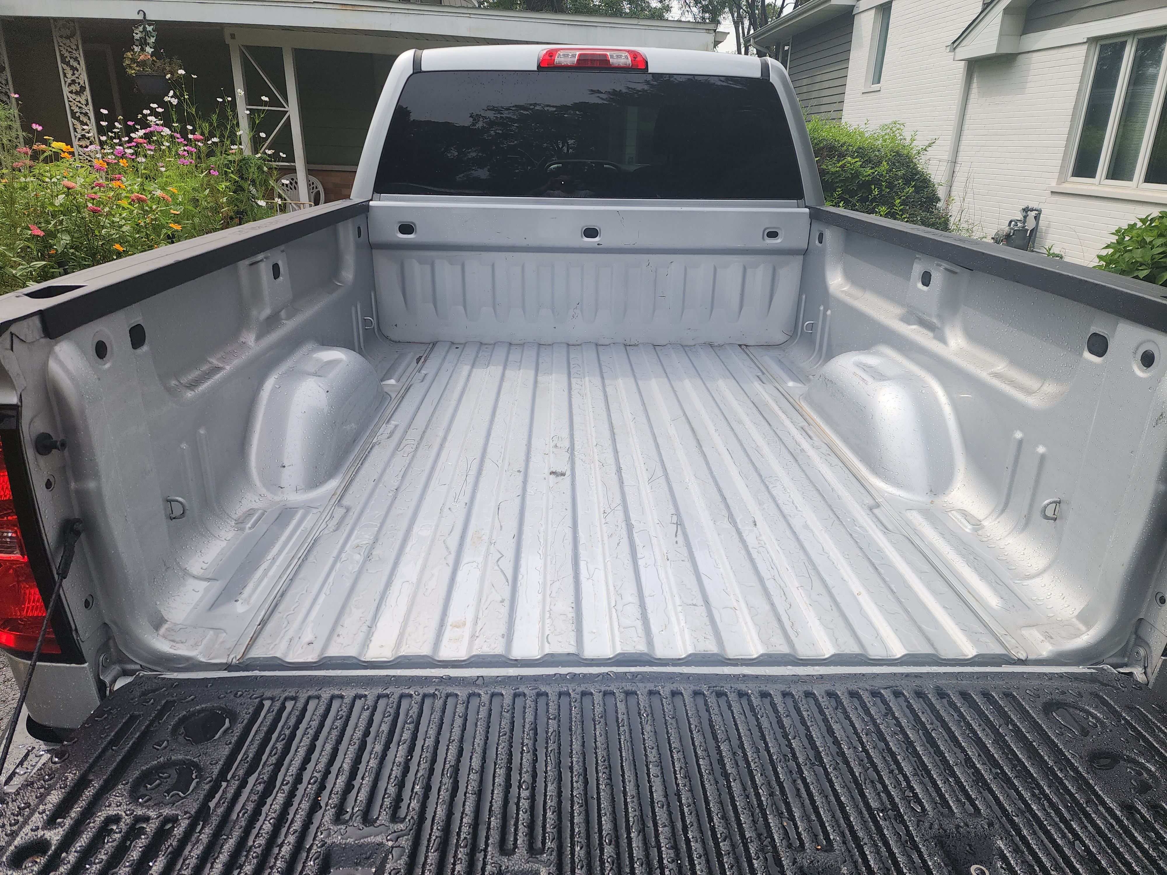 Used 2018 Chevrolet Silverado 1500 LT w/ All Star Edition AWD/4WD image 31