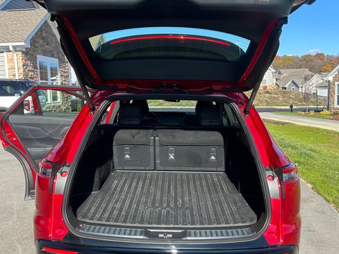 Used 2025 Toyota Crown Signia image 8