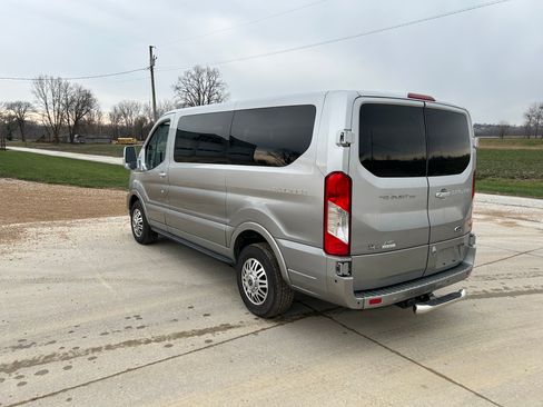 Used 2021 Ford Transit 150 Low Roof AWD image 4
