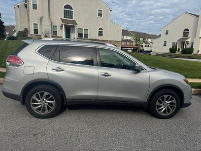 Used 2015 Nissan Rogue SL w/ SL Premium Package