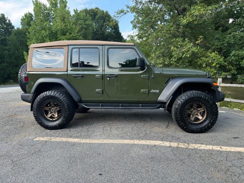 Used 2020 Jeep Wrangler Unlimited Sport S image 4