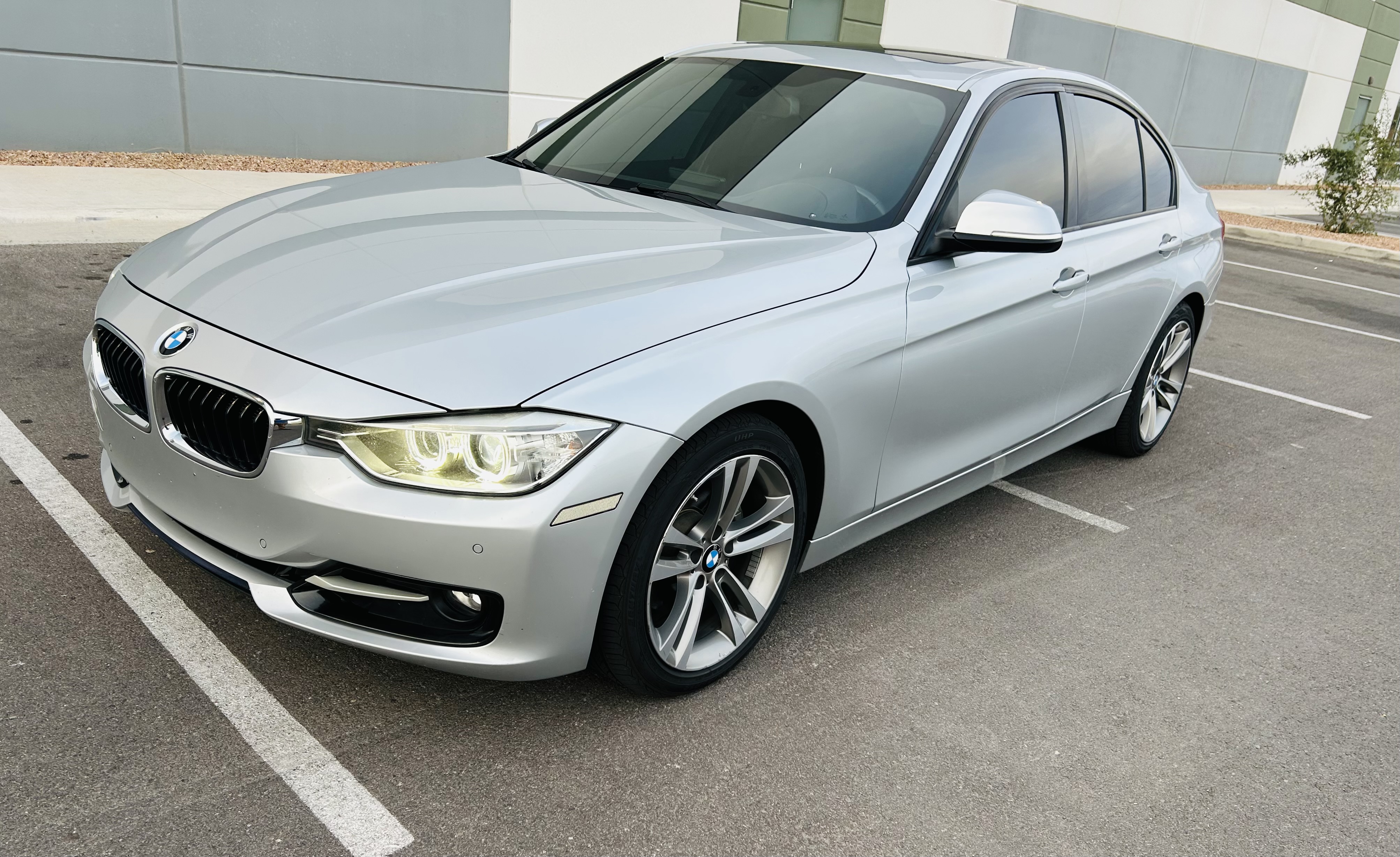 Used 2015 BMW 328i Sedan RWD image 9