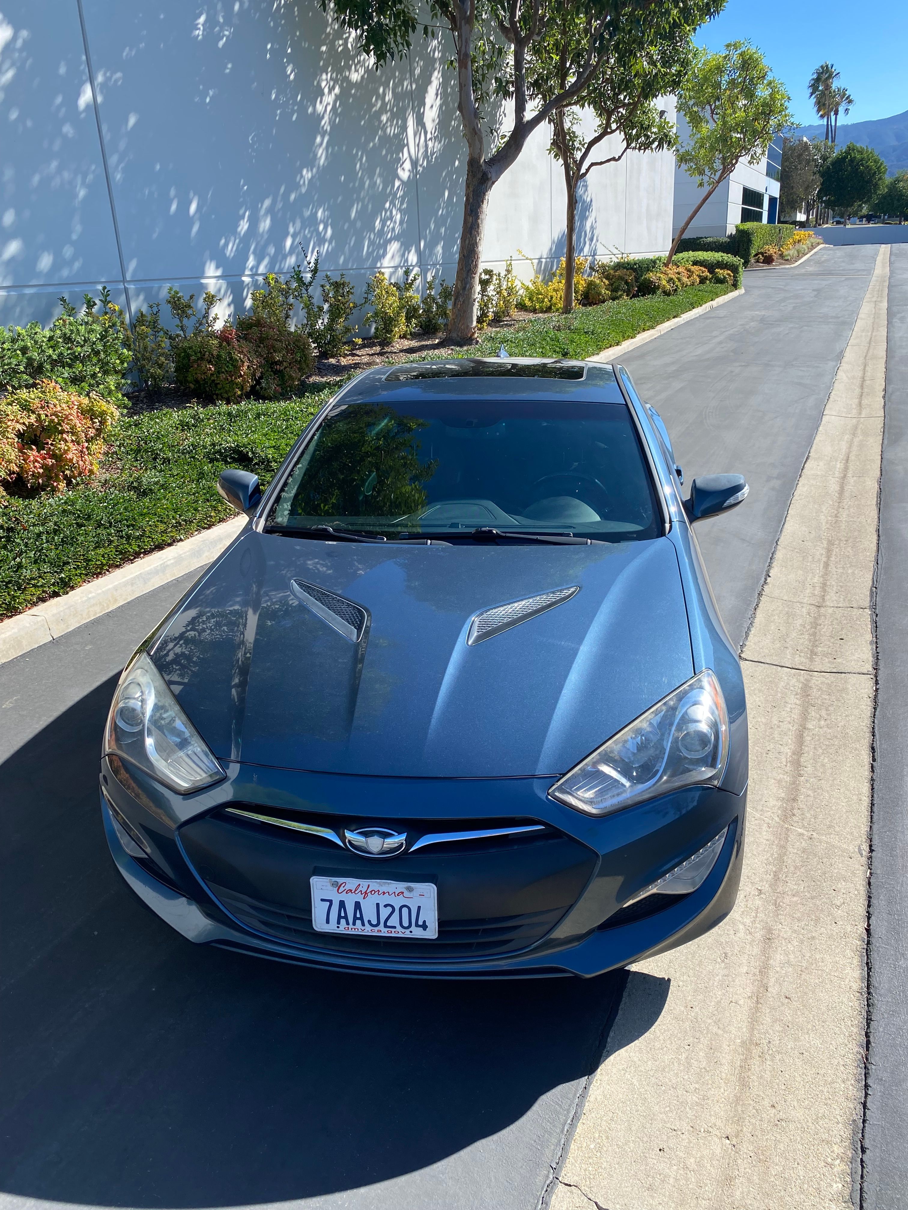 Used 2013 Hyundai Genesis 3.8 RWD image 5