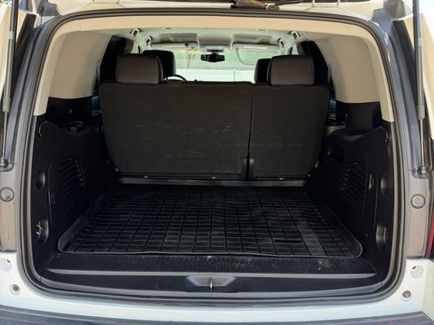 Used 2018 Chevrolet Tahoe 4WD image 4