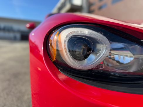 Used 2018 FIAT 124 Spider Classica w/ Technology & Siriusxm Group image 29