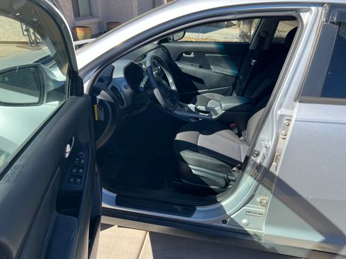 Used 2016 Kia Sportage LX image 11