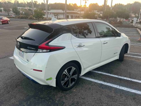 Used 2019 Nissan Leaf SL Plus image 12