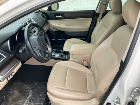 Used 2016 Subaru Outback 2.5i Limited image 9
