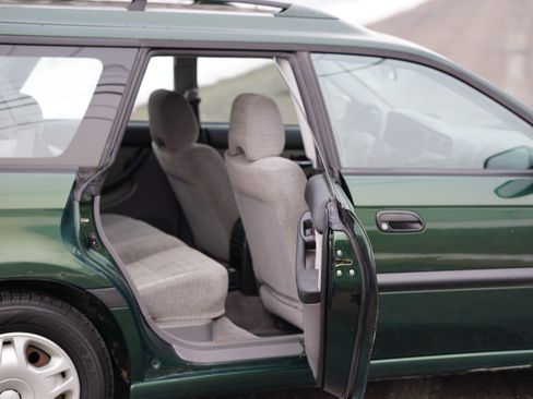 Used 2000 Subaru Legacy L image 14