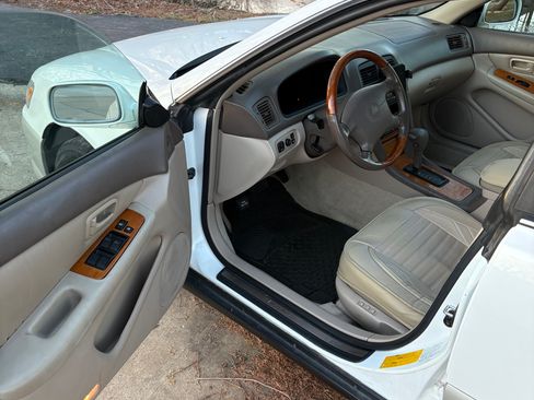 Used 2000 Lexus ES 330 300 Sedan 4D image 11