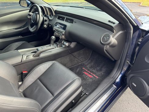 Used 2011 Chevrolet Camaro SS w/ RS Package image 11