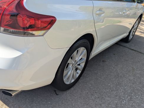 Used 2015 Toyota Venza LE image 8