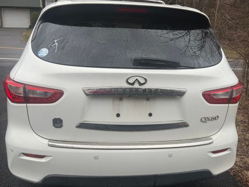 Used 2014 INFINITI QX60 FWD w/ Deluxe Touring Package image 10