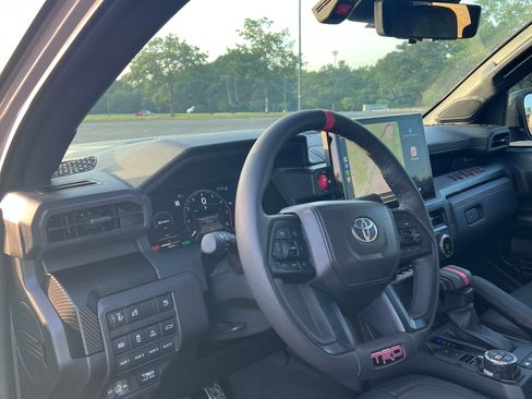 Used 2025 Toyota Tacoma TRD Pro AWD/4WD image 16