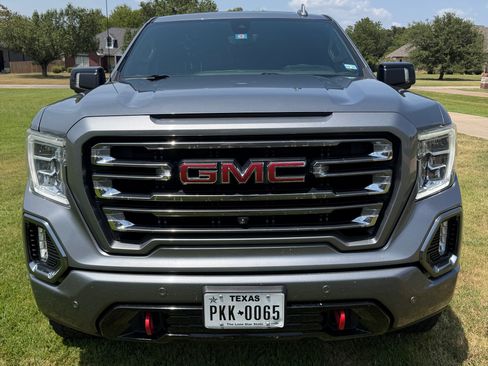 Used 2021 GMC Sierra 1500 AT4 w/ AT4 Value Package AWD/4WD image 4