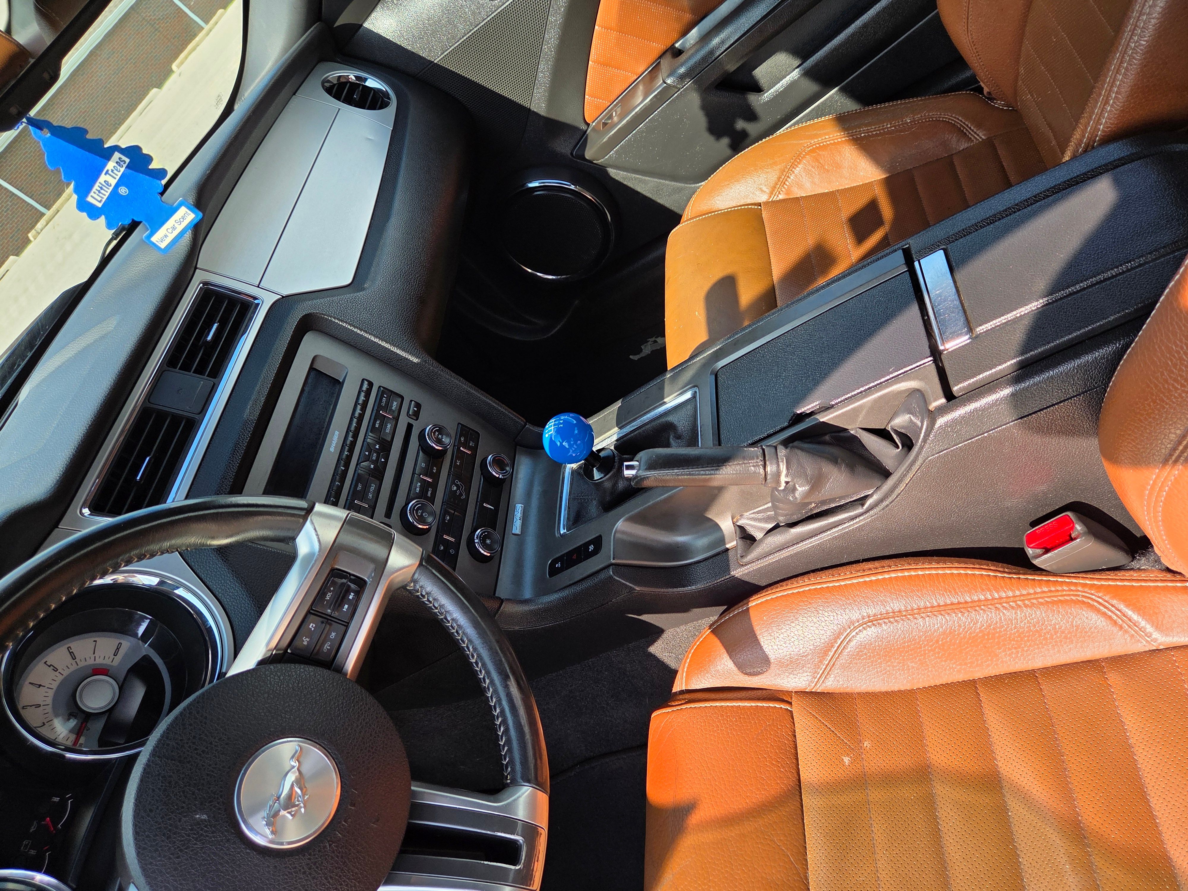 Used 2012 Ford Mustang Premium RWD image 9