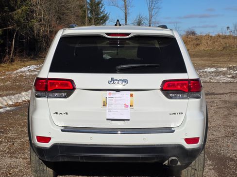 Used 2021 Jeep Grand Cherokee Limited w/ Sun & Sound Group image 2