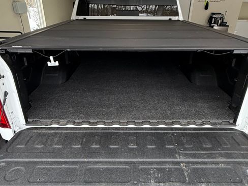 Used 2024 Chevrolet Silverado 2500 LTZ w/ LTZ Convenience Package image 10