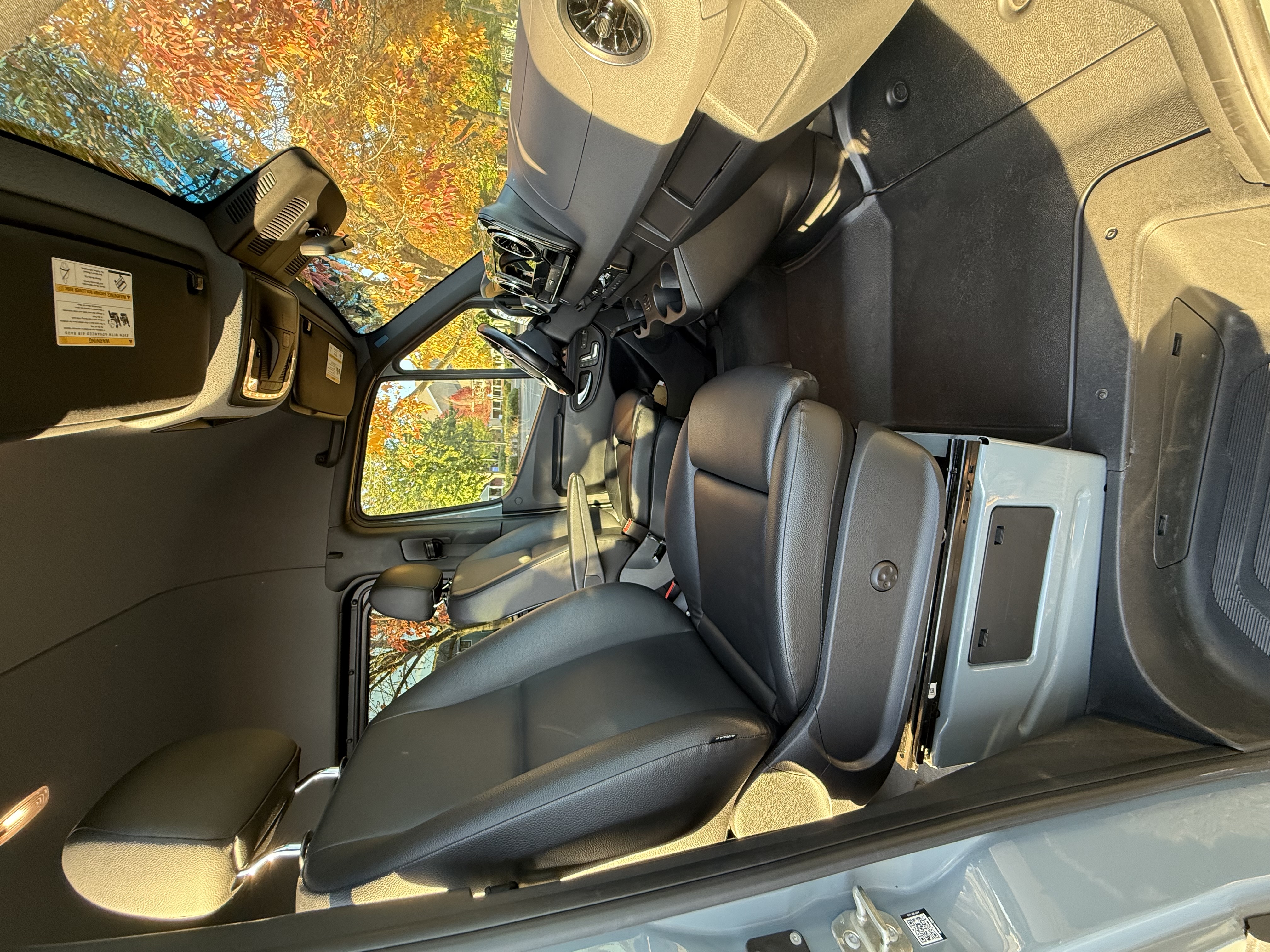 Used 2021 Mercedes-Benz Sprinter 1500 image 9