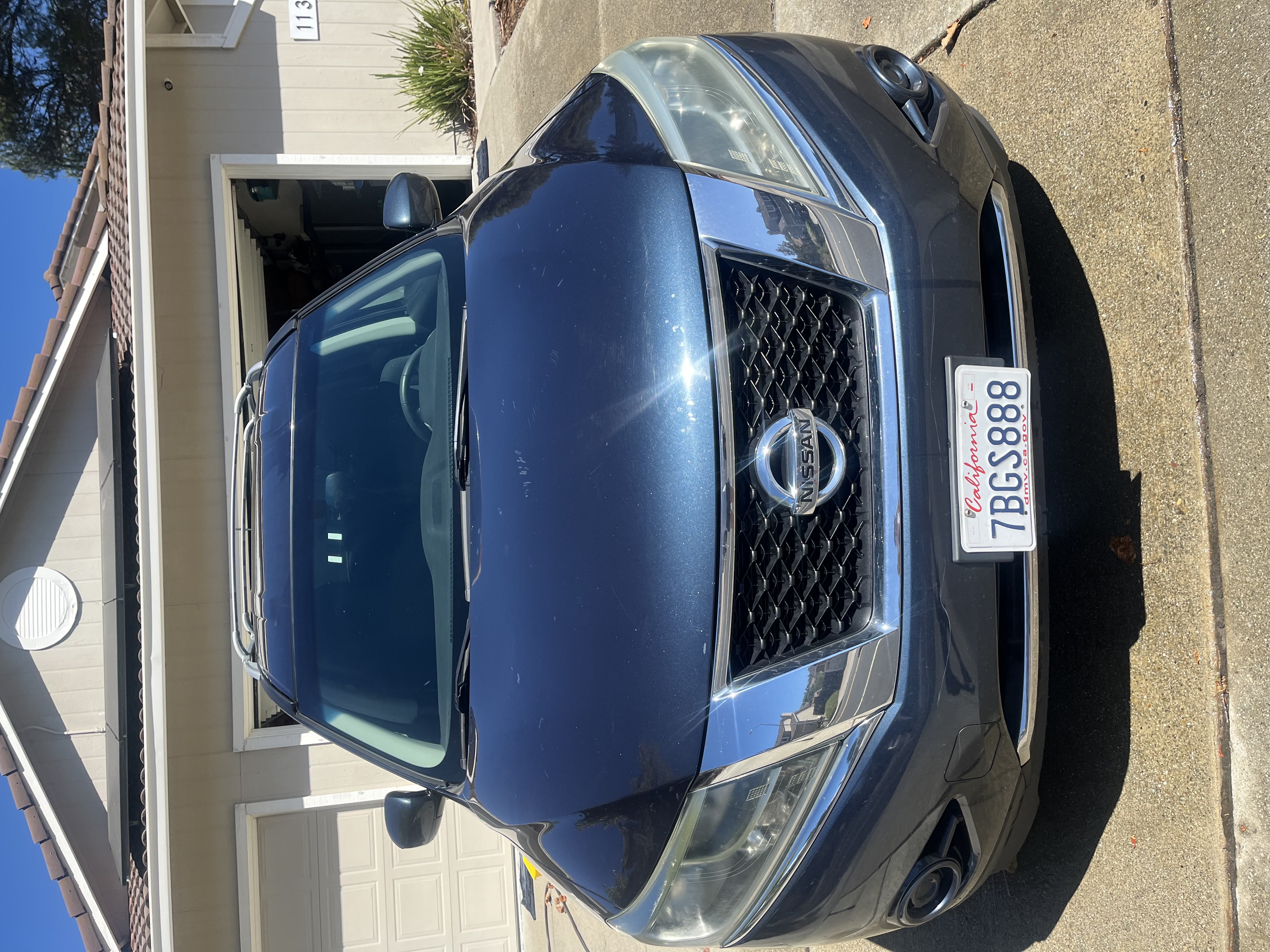 Used 2013 Nissan Pathfinder SV AWD/4WD image 2