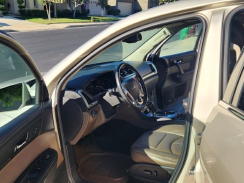 Used 2015 GMC Acadia SLT w/ Open Road Package image 8