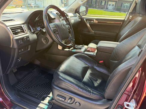 Used 2015 Lexus GX 460 w/ Premium Package AWD/4WD image 12