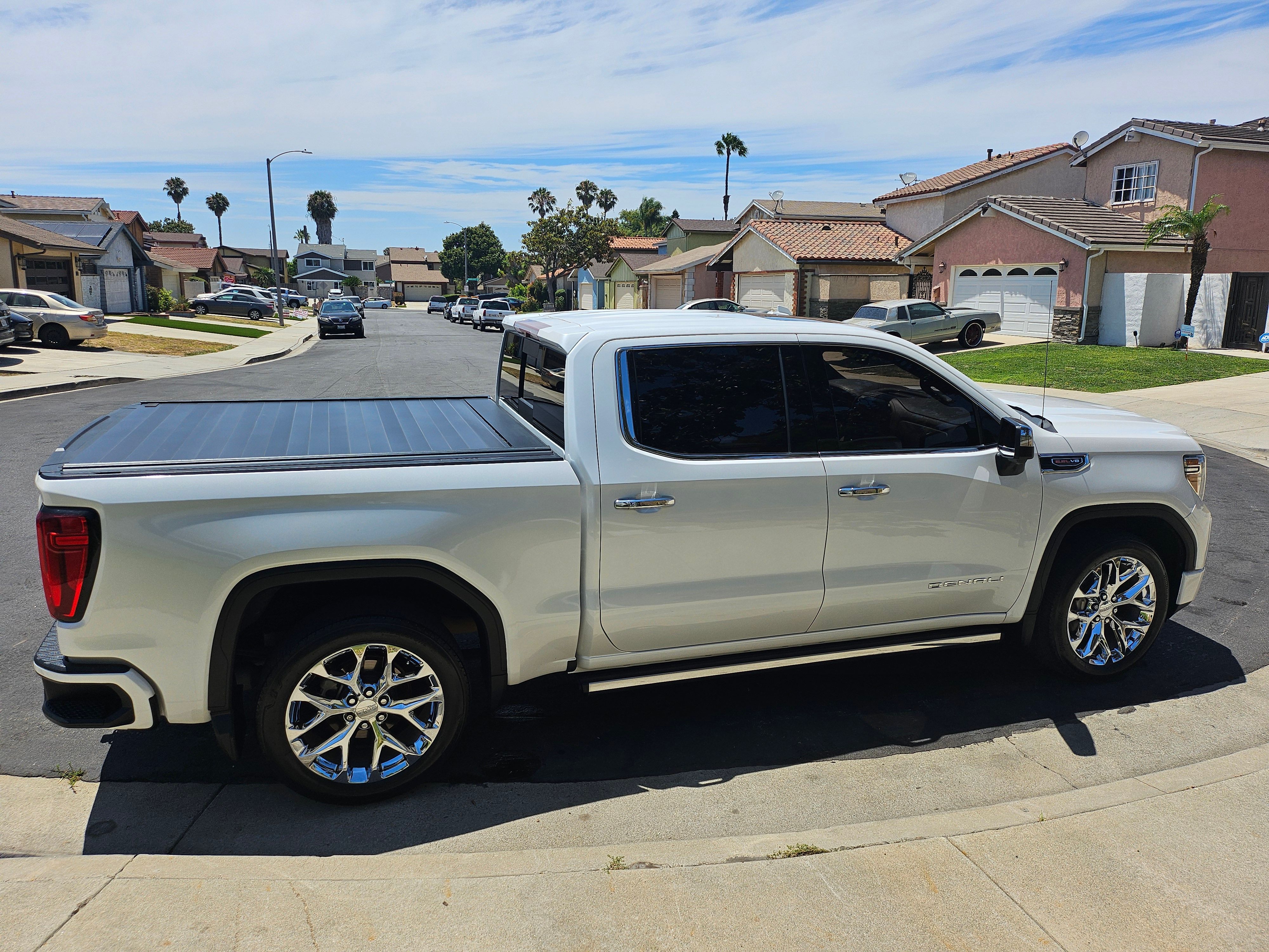 Used 2019 GMC Sierra 1500 Denali w/ Denali Ultimate Package AWD/4WD image 8