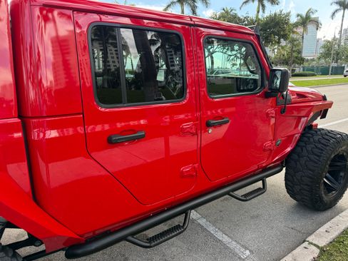 Used 2022 Jeep Gladiator Overland w/ Popular Equipment Package image 22