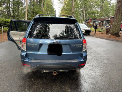 Used 2010 Subaru Forester 2.5XT Limited image 11