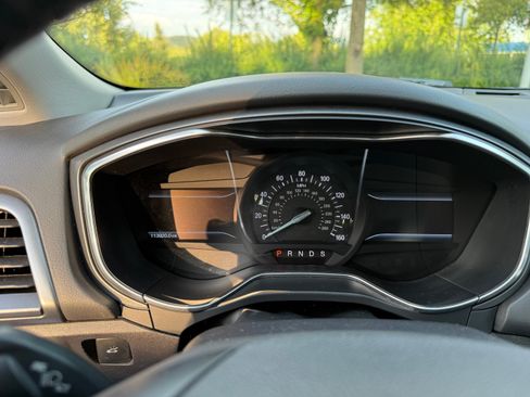 Used 2014 Ford Fusion Titanium FWD image 16