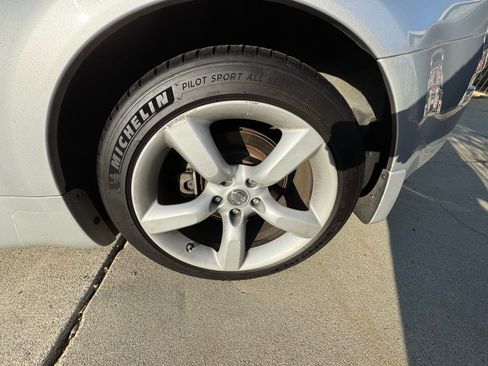 Used 2006 Nissan 350Z Enthusiast w/ (S02) Side Air Bags Pkg image 11