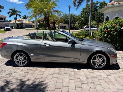 Used 2013 Mercedes-Benz E 350 Cabriolet image 1